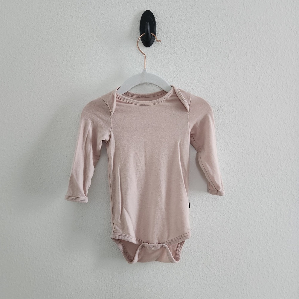 Kyte Baby Long Sleeve Bamboo Bodysuit Blush Pink Size 3-6 Months